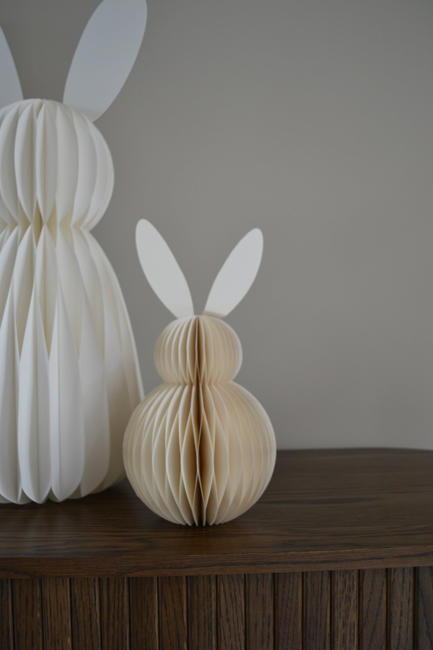 Papieren paashaas beige | 30 cm