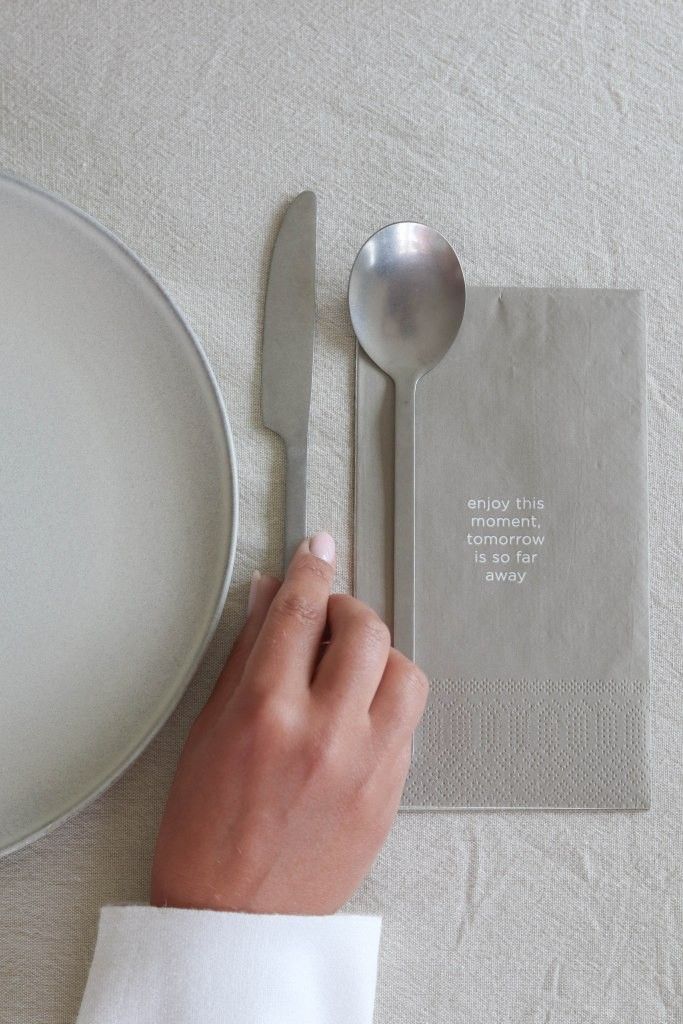 Luxe servetten | Enjoy this moment, tomorrow is.. | 20 stuks